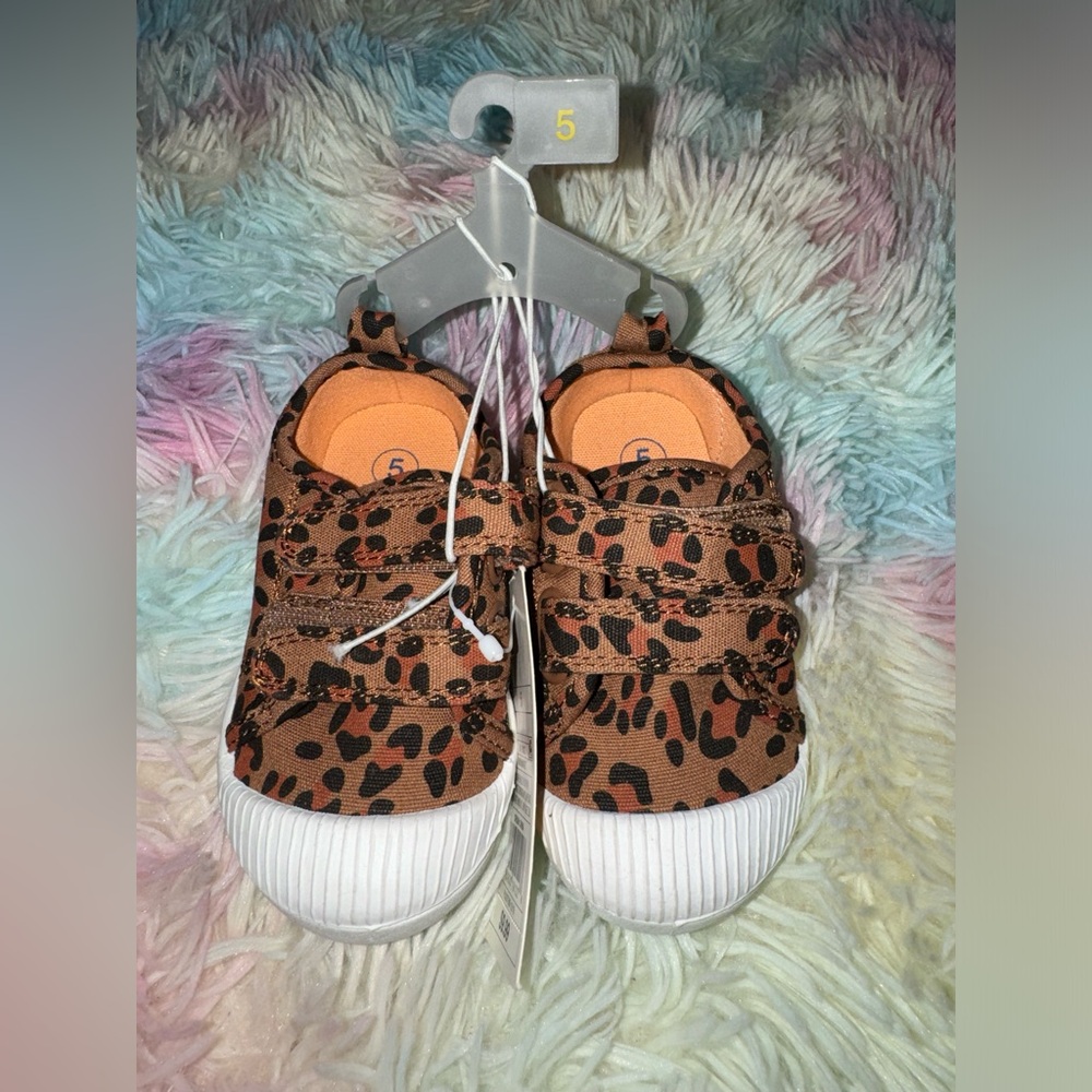 Cat & Jack animal print toddler shoes (size 5). They are new with tag.